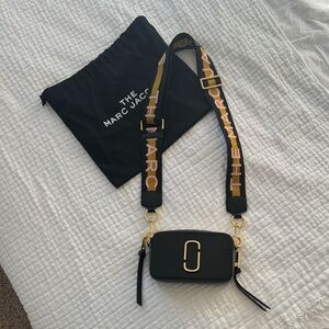 Marc Jacobs Black, White, Gold Crossbody with Logo Strap